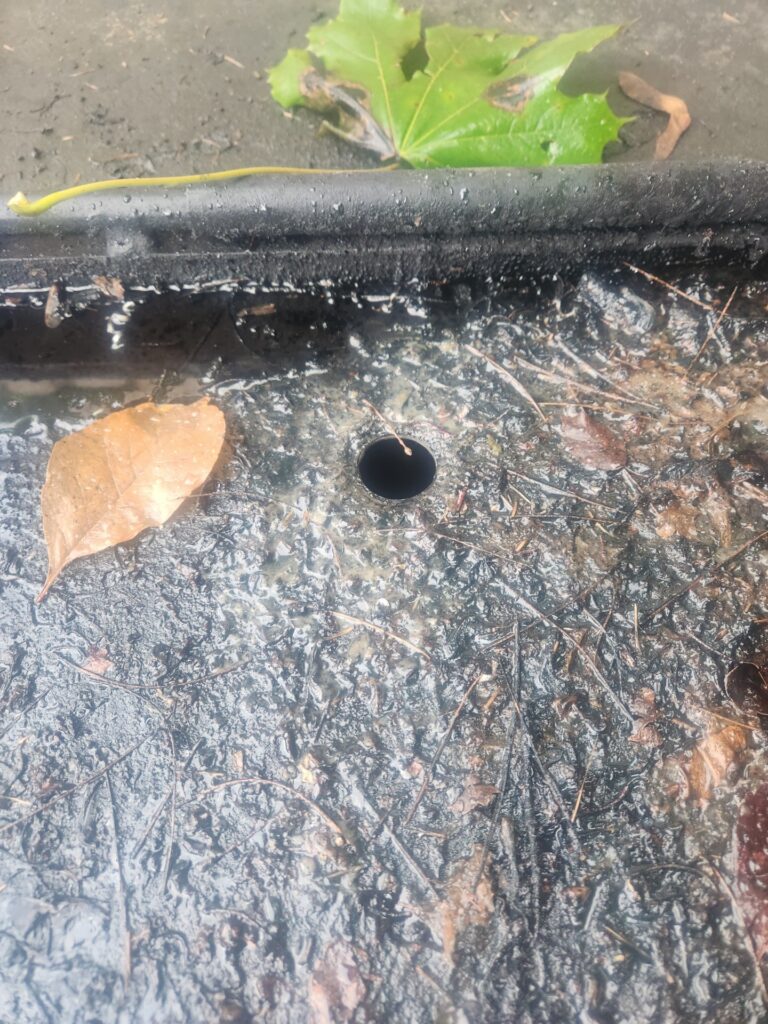 small hole in grease tank for grease theft 